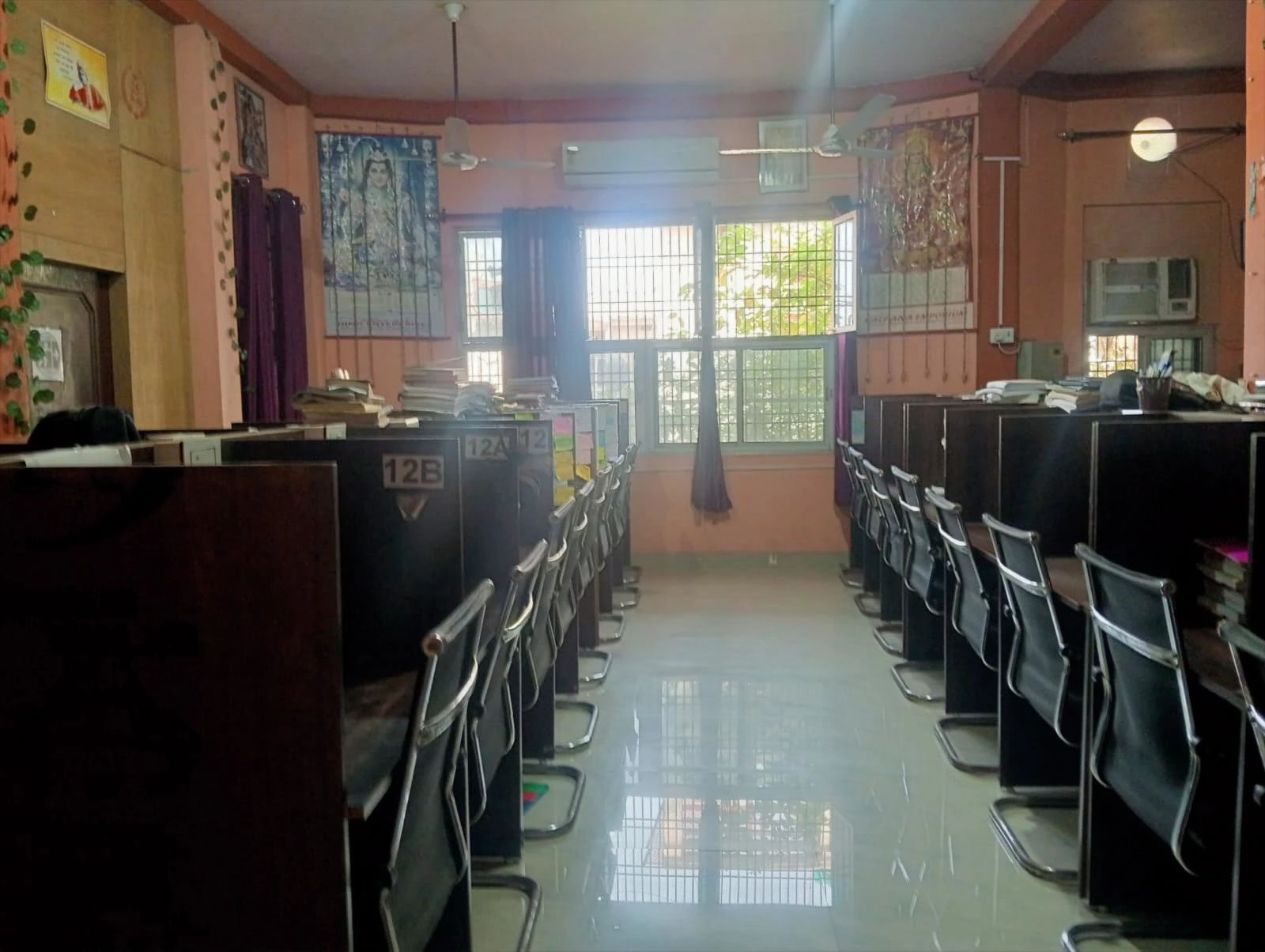 Quiet Corner at Selection Library - Best Library in Sultanpur