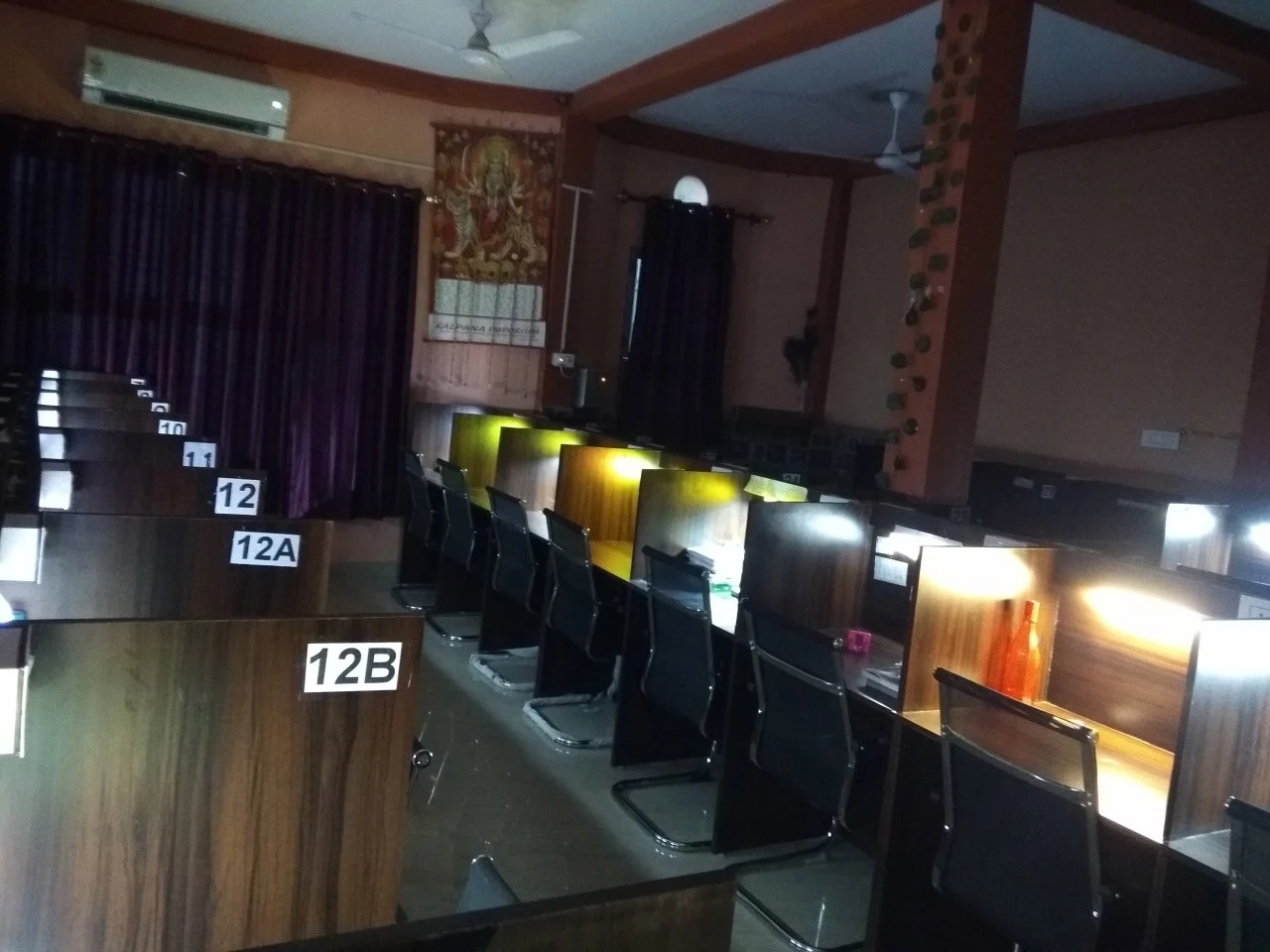 Personal Desk Light in Study Room Sultanpur